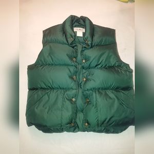 L.L. Bean green puffer vest mens medium